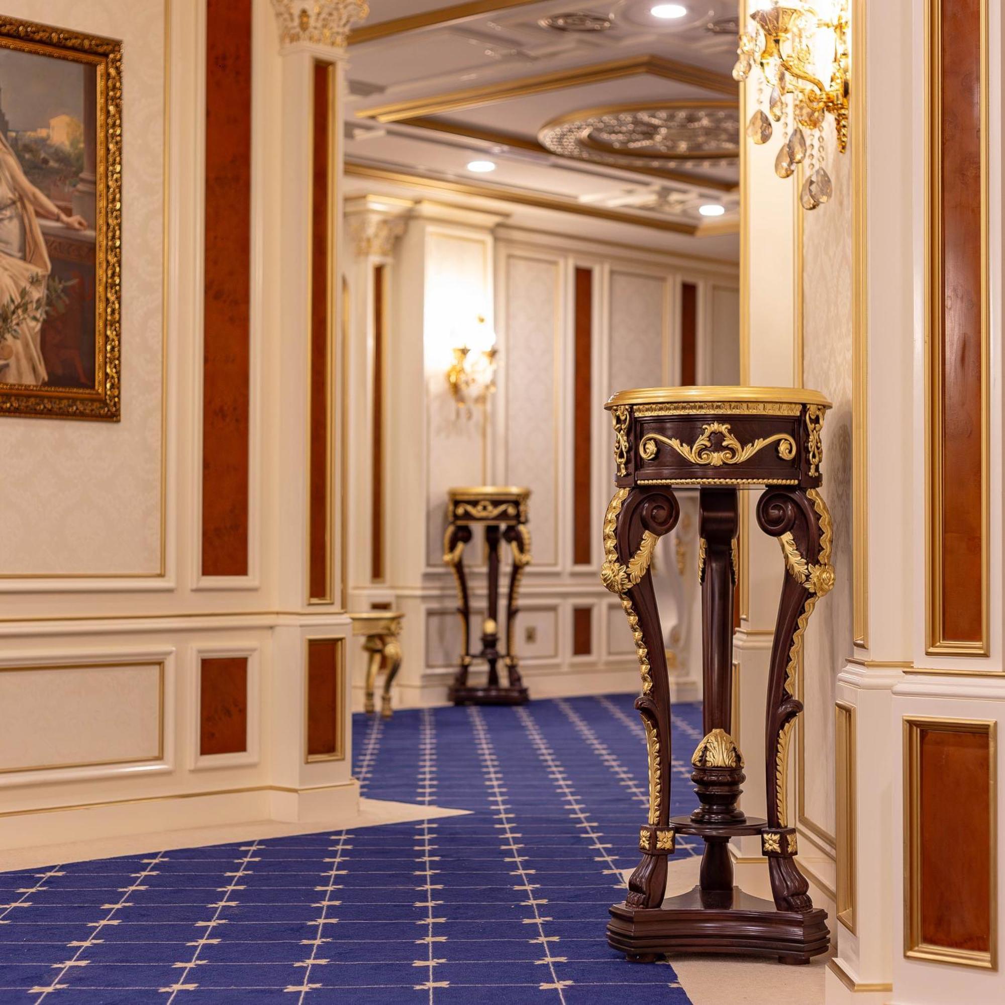 Cristal Erbil Hotel Екстер'єр фото The interior of the hotel