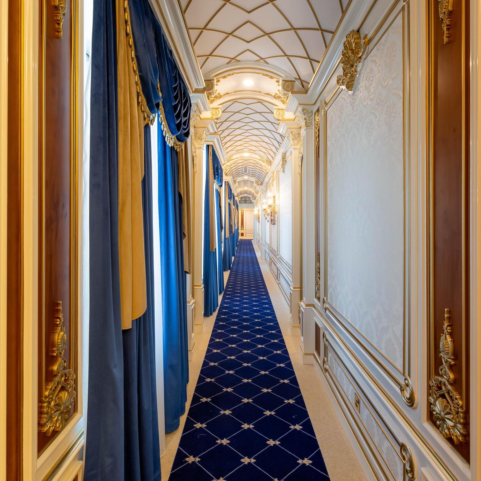 Cristal Erbil Hotel Екстер'єр фото The interior of the train