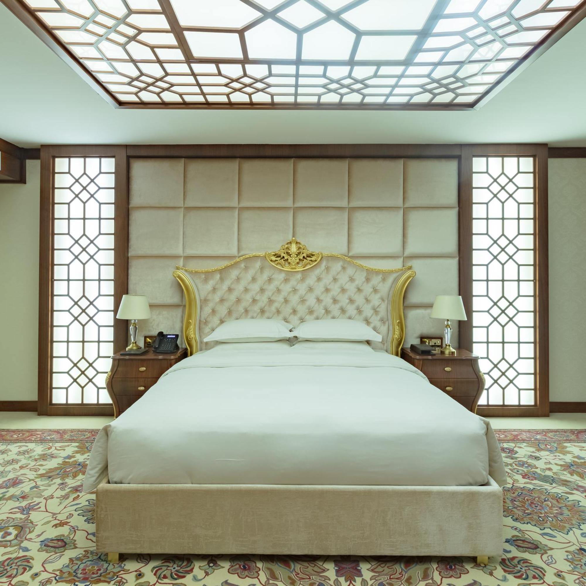 Cristal Erbil Hotel Екстер'єр фото A bedroom